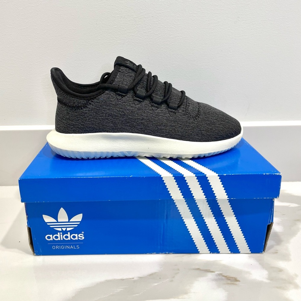 NEW Adidas Tubular Shadow Shoes (size 6)